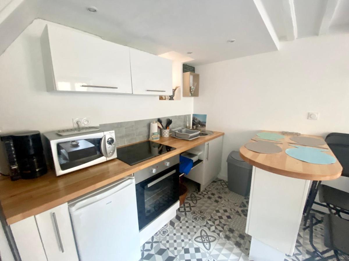 Charmante maison au coeur de Villerville Extérieur photo