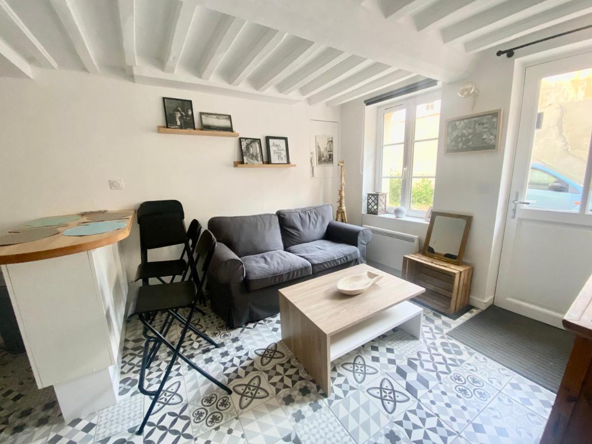 Charmante maison au coeur de Villerville Extérieur photo